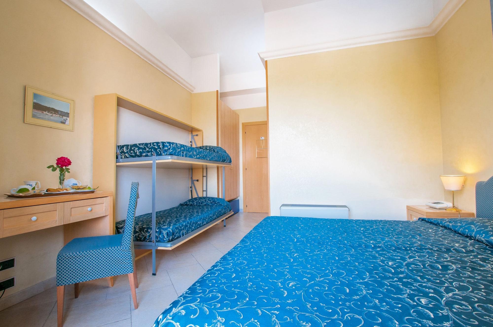 Park Hotel Villa Americana Rodi Garganico Bagian luar foto